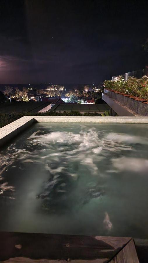 Villa Obsidian, With Staff, Sea View And Walk To Choeng Mon Beach ภายนอก รูปภาพ