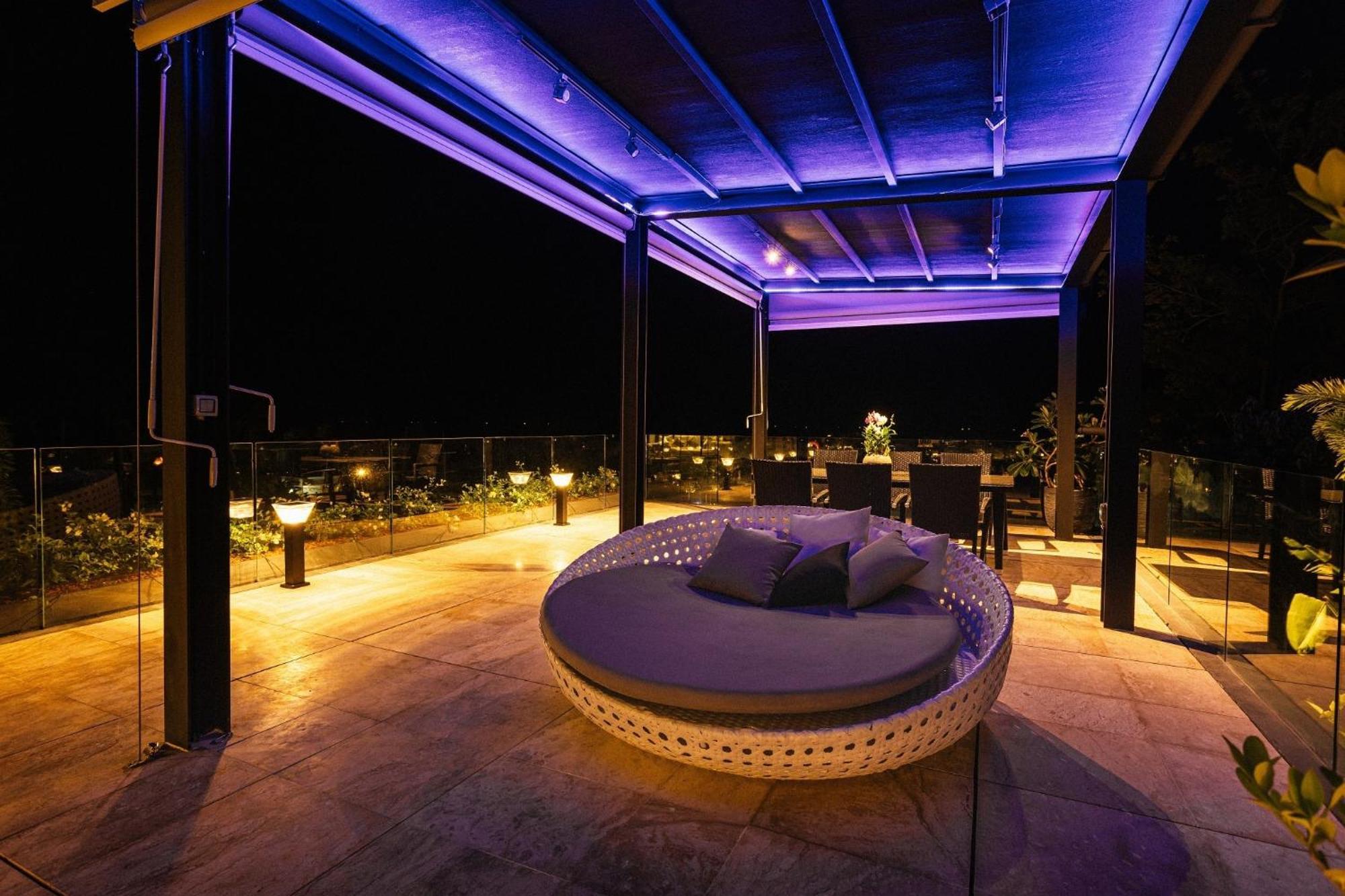 Villa Obsidian, With Staff, Sea View And Walk To Choeng Mon Beach ภายนอก รูปภาพ