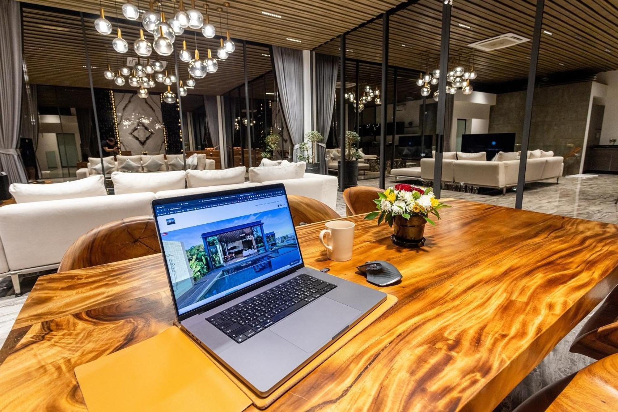 Villa Obsidian, With Staff, Sea View And Walk To Choeng Mon Beach ภายนอก รูปภาพ